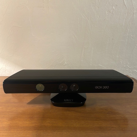 Genuine Microsoft XBOX 360 Kinect Sensor Bar Model 1414 Black - Picture 1 of 6